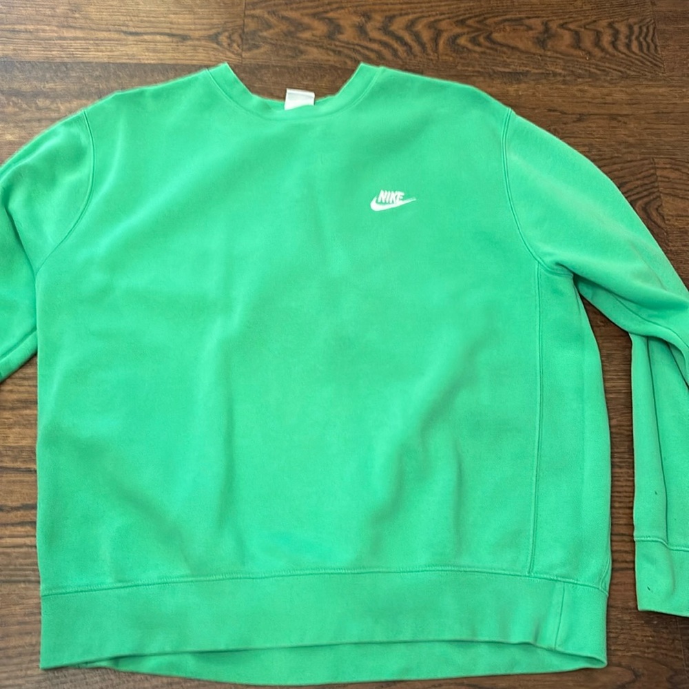 nike crewneck